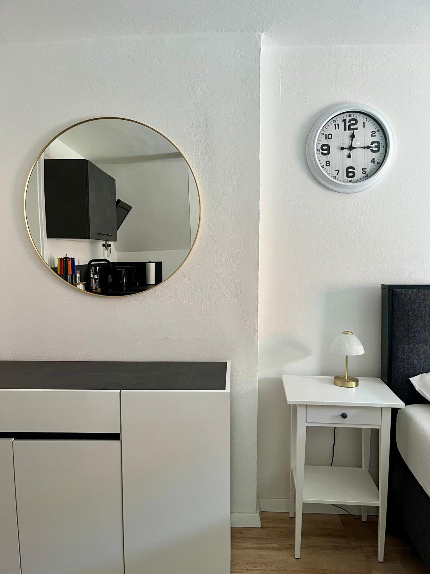 Flores City Center Studio - Easy Self-Check-In Грац Екстер'єр фото